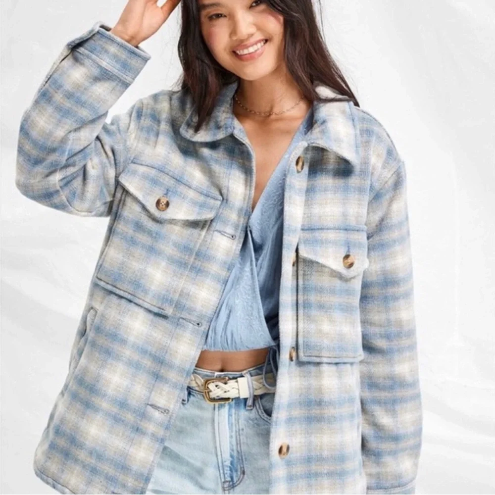 American Eagle Outfitters size large